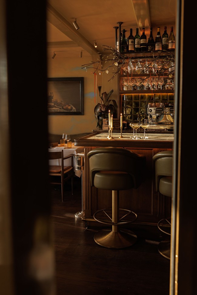 View of the bar of restaurant De Mark