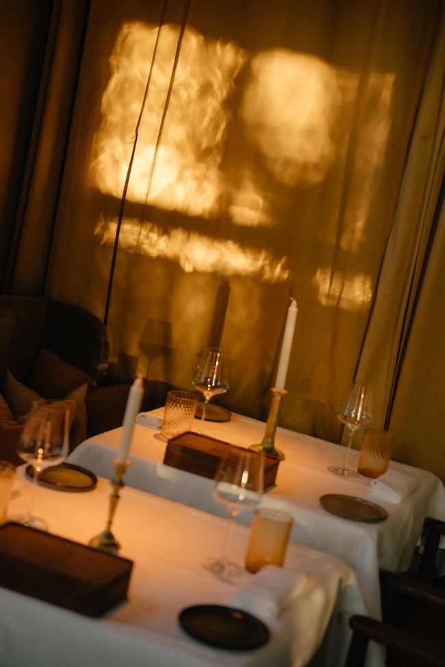 View of the bar of restaurant De Mark